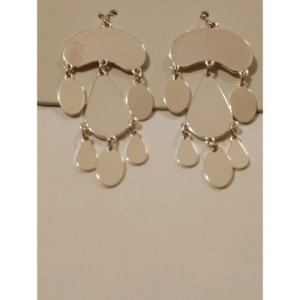 Emberly Large Silver tone Drop Dangle Earrings NEW - Picture 2 of 2